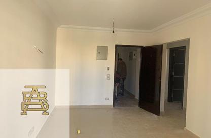 Apartment - 2 Bedrooms - 1 Bathroom for sale in B7 - Madinaty - Cairo