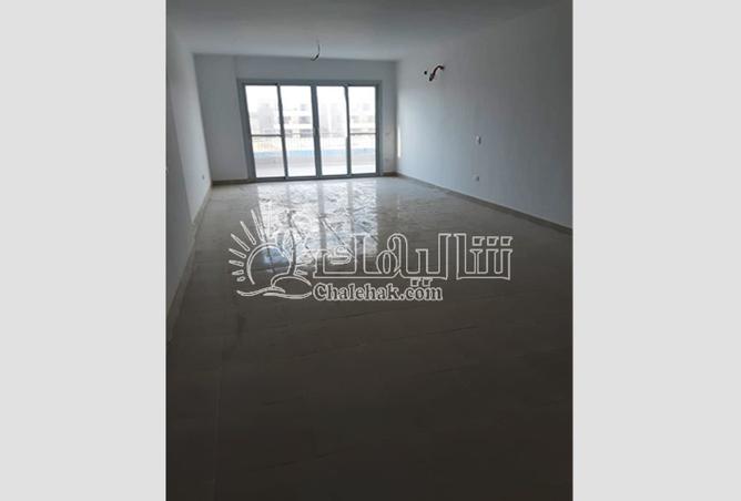 102058855 - Property Image 2