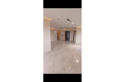 Apartment - 3 - 3 for rent in Cluster 18 - Hyde Park - New Cairo City - Cairo