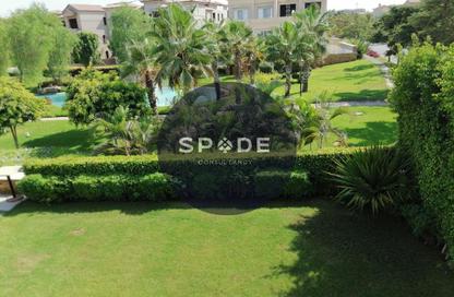 Apartment - 3 Bedrooms - 3 Bathrooms for sale in Lake View Residence - 5th Settlement Compounds - The 5th Settlement - New Cairo City - Cairo