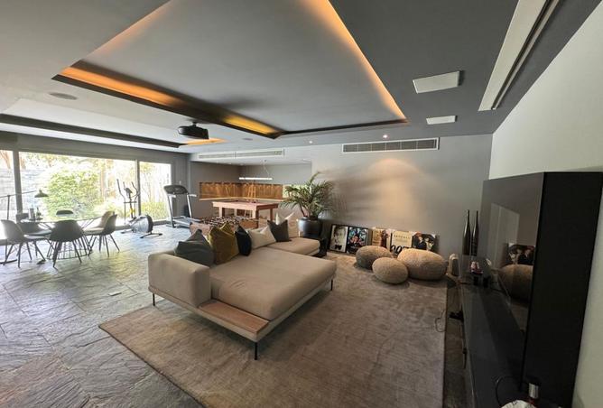 97707233 - Property Image 2