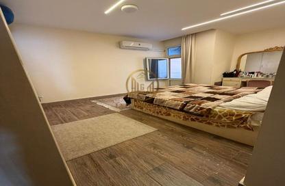 Apartment - 3 Bedrooms - 2 Bathrooms for sale in Al Narges 2 - Al Narges - New Cairo City - Cairo