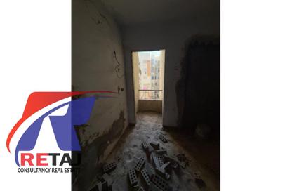 Apartment - 3 - 2 for sale in Hafez Ramadan St. - 6th Zone - Nasr City - Cairo