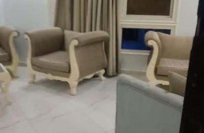 Apartment - 3 Bedrooms - 1 Bathroom for rent in Abd Al Aziz Fahmy St. - Heliopolis Square - El Nozha - Cairo