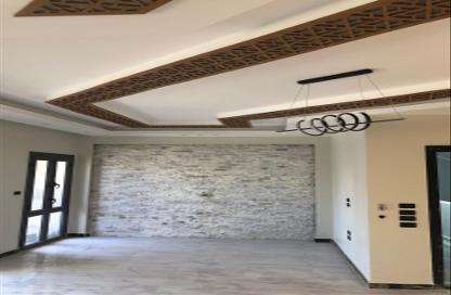 Apartment - 3 Bedrooms - 3 Bathrooms for rent in The 1st Settlement - New Cairo City - Cairo