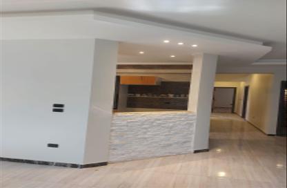Apartment - 3 Bedrooms - 3 Bathrooms for rent in The 1st Settlement - New Cairo City - Cairo Apartment - 3 Bedrooms - 3 Bathrooms for rent in The 1st Settlement - New Cairo City - Cairo