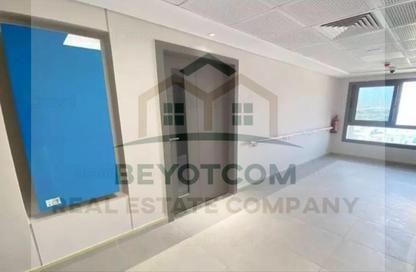 عيادة - 2 غرف نوم - 1 حمام للبيع في نيو جيزة - طريق مصر اسكندرية الصحراوي - مدينة 6 أكتوبر - الجيزة