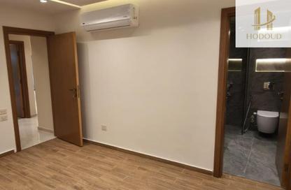 Apartment - 2 Bedrooms - 3 Bathrooms for rent in Lake View Residence - 5th Settlement Compounds - The 5th Settlement - New Cairo City - Cairo