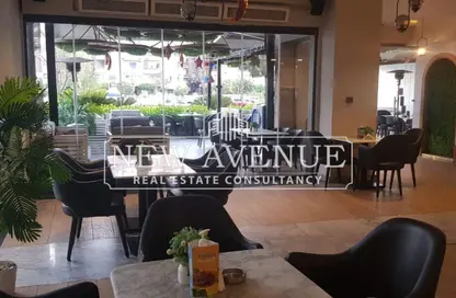 Restaurant - Studio - 3 Bathrooms for rent in Masaken Sheraton - Sheraton Al Matar - El Nozha - Cairo