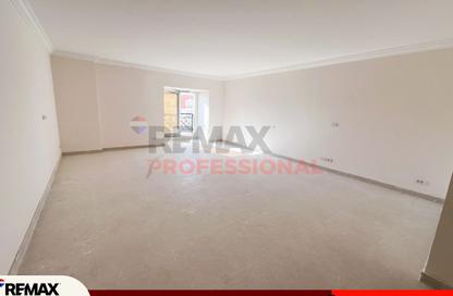 Apartment - 3 Bedrooms - 3 Bathrooms for sale in Vee Sawari - Waterfront - Sawary - Alexandria Compounds - Alexandria