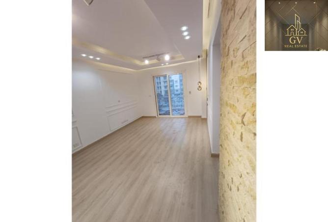 52445209 - Property Image 3