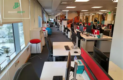 مساحات مكتبية - 8 غرف نوم - 5 حمامات للايجار في شارع 70 - الحي الثاني - التجمع الخامس - مدينة القاهرة الجديدة - القاهرة