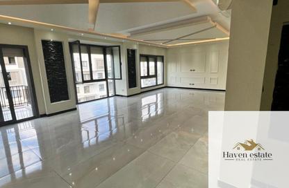 Duplex - 3 Bedrooms - 4 Bathrooms for rent in Eastown - 5th Settlement Compounds - The 5th Settlement - New Cairo City - Cairo