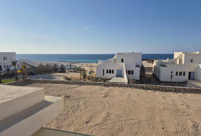 100371112 - Property Image 2