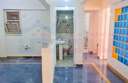 Apartment - 3 Bedrooms - 2 Bathrooms for sale in Mustafa Kamel - Hay Sharq - Alexandria