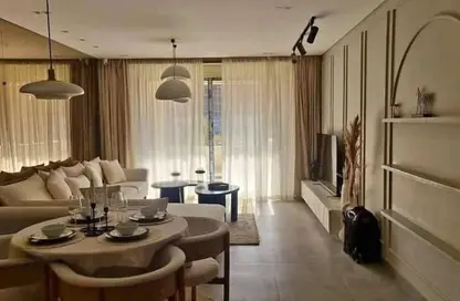 Apartment - 3 Bedrooms - 3 Bathrooms for sale in Village West - Sheikh Zayed Compounds - Sheikh Zayed City - Giza