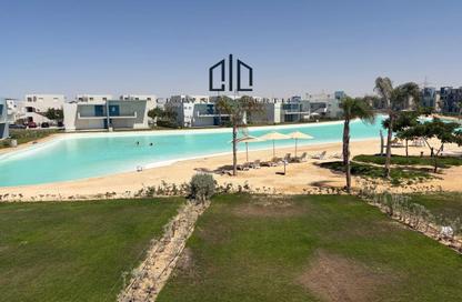 Chalet - 3 Bedrooms - 4 Bathrooms for rent in Fouka Bay - Ras Al Hekma - North Coast