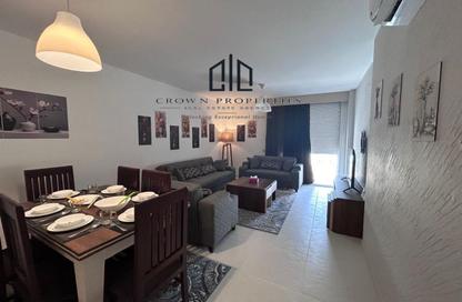 Chalet - 3 Bedrooms - 4 Bathrooms for rent in Fouka Bay - Ras Al Hekma - North Coast