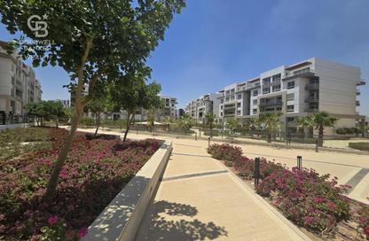 Apartment - 3 Bedrooms - 3 Bathrooms for sale in Garden Residence - Hyde Park - New Cairo City - Cairo