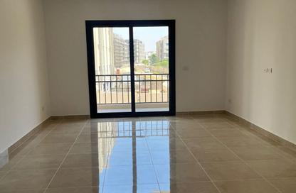 شقة - 3 غرف نوم - 3 حمامات للايجار في مون ريزيدنس - فيفث سكوير - التجمع الخامس - مدينة القاهرة الجديدة - القاهرة