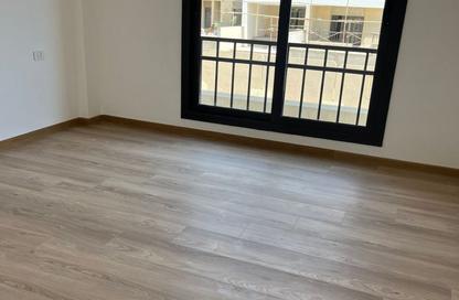 شقة - 3 غرف نوم - 3 حمامات للايجار في مون ريزيدنس - فيفث سكوير - التجمع الخامس - مدينة القاهرة الجديدة - القاهرة