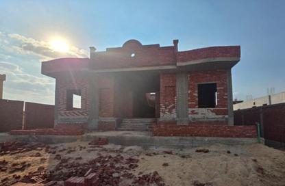 Whole Building - 3 Bedrooms - 2 Bathrooms for sale in Neighborhood 1 - Neighborhood 33 - 10th of Ramadan City - Sharqia