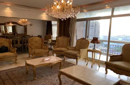Apartment - 3 Bedrooms - 2 Bathrooms for sale in Cornish El Nile St. - Maadi - Hay El Maadi - Cairo