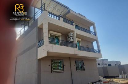 فيلا - 4 غرف نوم - 4 حمامات للبيع في الحزام الاخضر - مدينة 6 أكتوبر - الجيزة