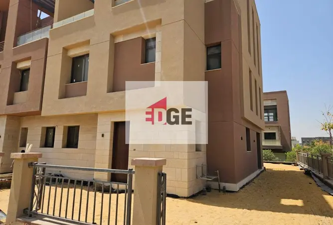 110752494 - Property Image 2