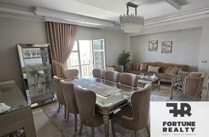 Apartment - 2 Bedrooms - 2 Bathrooms for sale in Hyde Park - New Cairo City - Cairo
