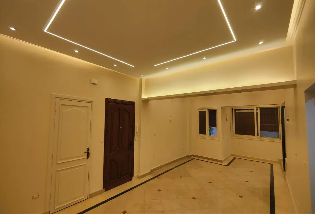 72169040 - Property Main Image