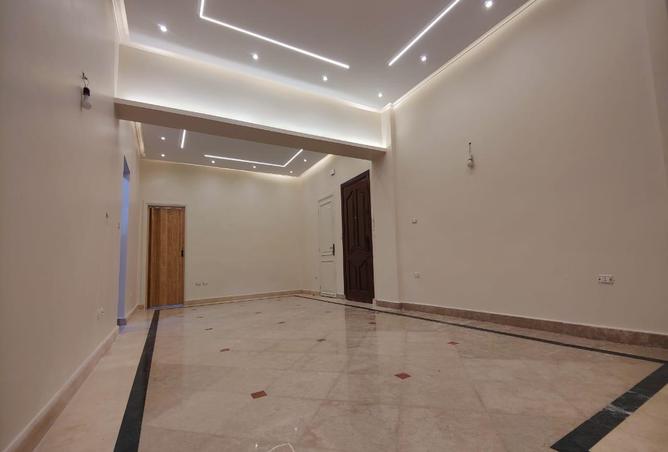 72169040 - صورة العقار 3