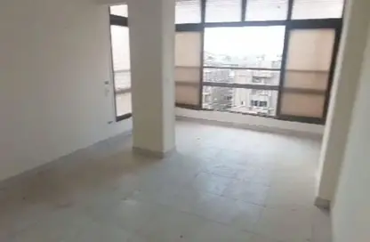 شقة - 2 غرف نوم - 1 حمام للايجار في شارع عبد الحميد بدوي - ميدان الحجاز - النزهة - القاهرة