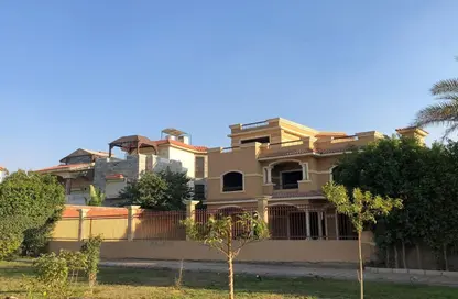 Villa - 4 Bedrooms - 5 Bathrooms for sale in Al Shorouk Springs - El Shorouk Compounds - Shorouk City - Cairo