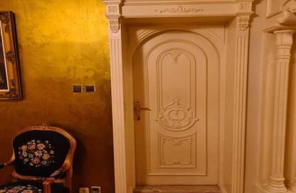 Apartment - 3 Bedrooms - 3 Bathrooms for sale in Nile St. - Dokki - Giza