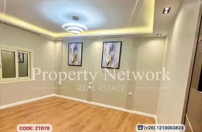 Apartment - 3 Bedrooms - 2 Bathrooms for sale in American University Housing District - 5th Settlement Compounds - The 5th Settlement - New Cairo City - Cairo