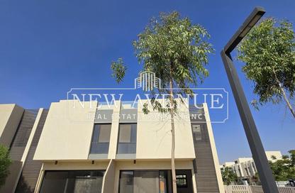 Townhouse - 4 Bedrooms - 4 Bathrooms for sale in Al Burouj Compound - El Shorouk Compounds - Shorouk City - Cairo Townhouse - 4 Bedrooms - 4 Bathrooms for sale in Al Burouj Compound - El Shorouk Compounds - Shorouk City - Cairo