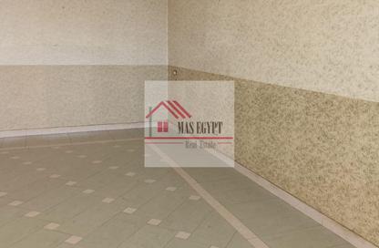 Apartment - 3 Bedrooms - 2 Bathrooms for sale in Cornish El Nile St. - Maadi - Hay El Maadi - Cairo