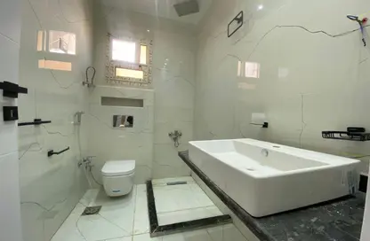 شقة - 3 غرف نوم - 2 حمامات للبيع في شارع المهندس احمد كمال حمدي - الحي السادس عشر - الشيخ زايد - الجيزة شقة - 3 غرف نوم - 2 حمامات للبيع في شارع المهندس احمد كمال حمدي - الحي السادس عشر - الشيخ زايد - الجيزة