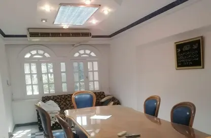 Apartment - 3 Bedrooms - 2 Bathrooms for sale in Sour Dar Al Defaa El Gawy St. - Ard El Golf - Heliopolis - Masr El Gedida - Cairo