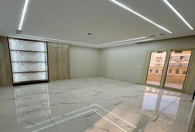 52449469 - صورة العقار 2