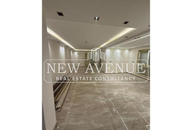 8703312 - Property Image 2