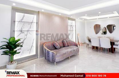 شقة - 3 غرف نوم - 2 حمامات للبيع في في مروج - سموحة - حي شرق - الاسكندرية
