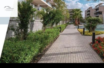 Apartment - 2 Bedrooms - 2 Bathrooms for sale in Lake View Residence - 5th Settlement Compounds - The 5th Settlement - New Cairo City - Cairo