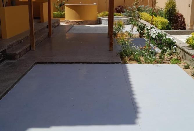 77053238 - Property Image 2
