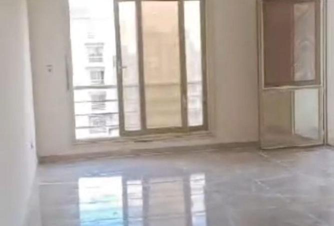 52402608 - Property Image 2