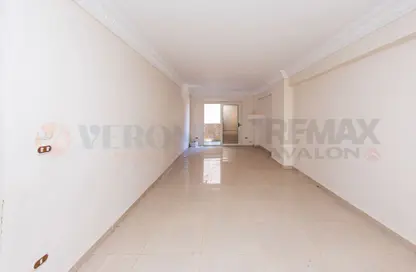 Apartment - 3 Bedrooms - 2 Bathrooms for sale in Port Said St. - Sporting - Hay Sharq - Alexandria Apartment - 3 Bedrooms - 2 Bathrooms for sale in Port Said St. - Sporting - Hay Sharq - Alexandria