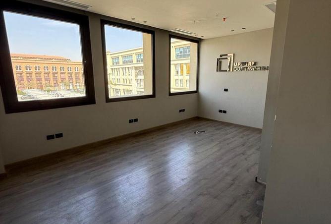 70104667 - Property Image 2