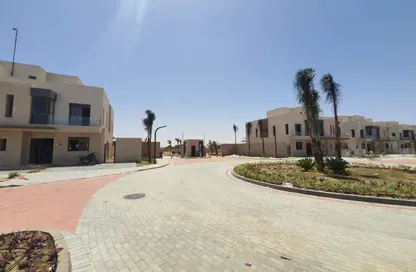 فيلا - 5 غرف نوم - 4 حمامات للبيع في الكارما جيتس - مدينة زايد الجديدة - الشيخ زايد - الجيزة