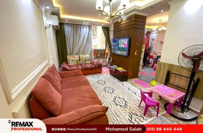 Apartment - 3 Bedrooms - 2 Bathrooms for sale in Abou Quer Road - Roushdy - Hay Sharq - Alexandria